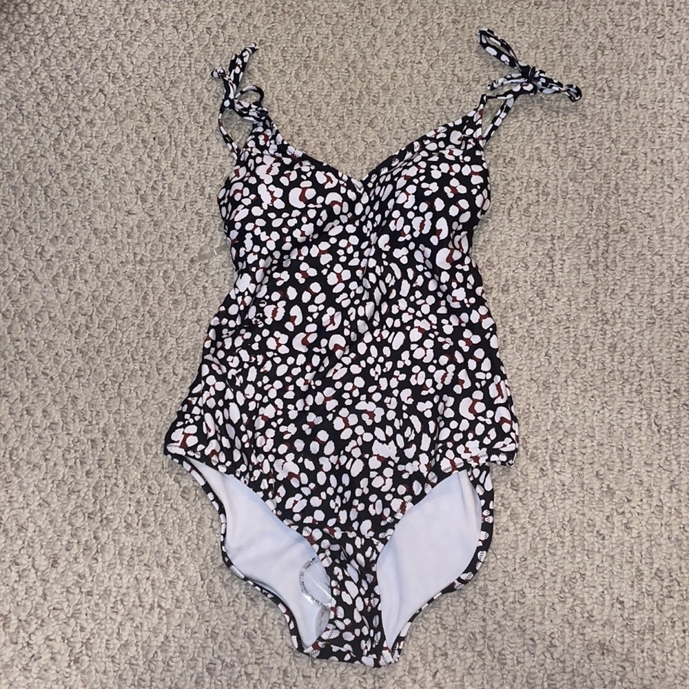 NWT Jessica Simpson One Piece Leopard Swimsuit
